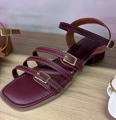 SANDÁLIA MARSALA / FIVELA / LINHA CONFORT / SALTINHO