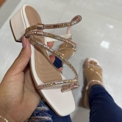 SANDÁLIA BRANCA / STRASS / AJUSTE LATERAL